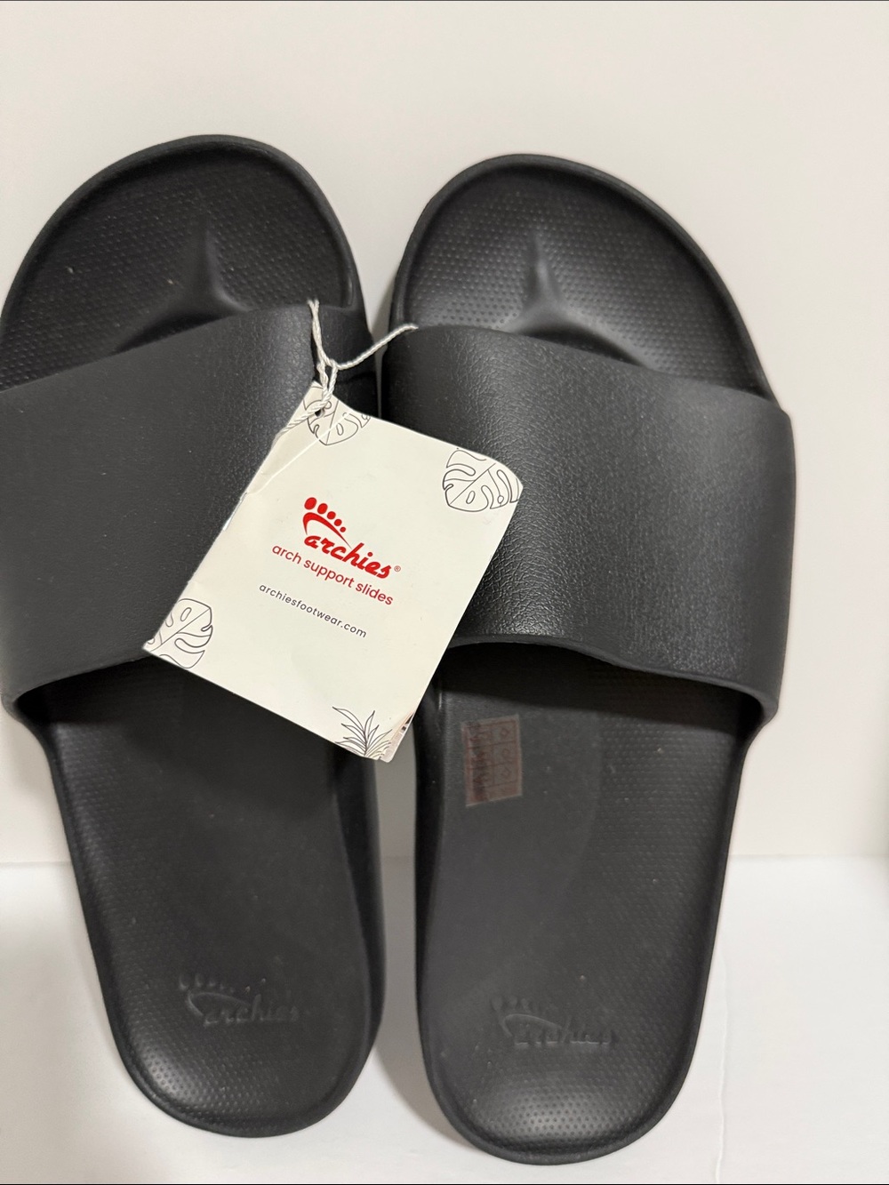 Archie’s Black Unisex Arch Support Slides for Men